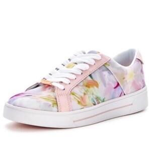 Ted Baker London l Hanging Garden Sneakers Size 6